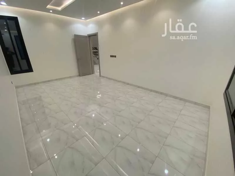 9 bedroom villa in Al Ukayshiyyah 12