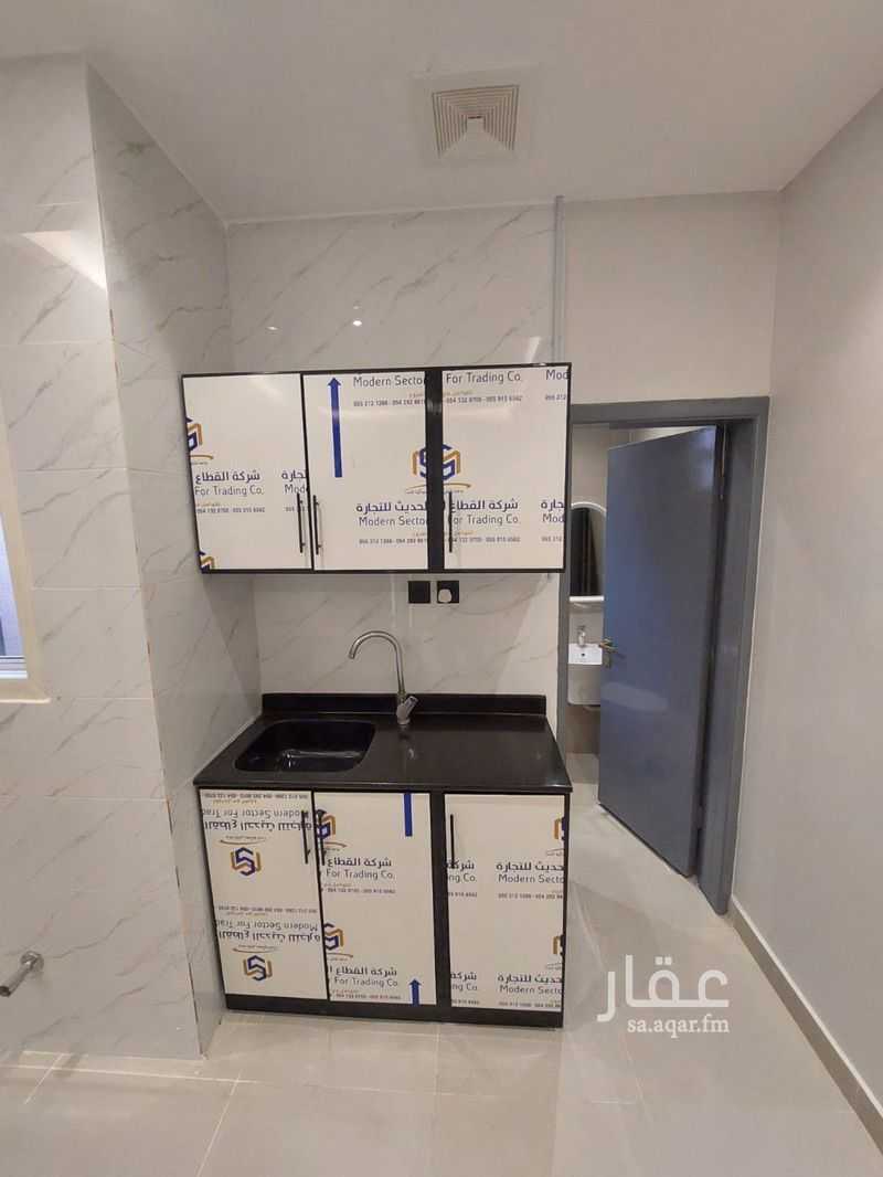2 bedroom floor in Al Wurud 8