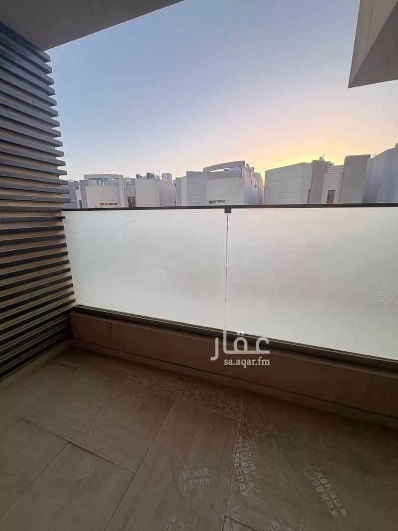 4 bedroom apartment in Al Malqa 13