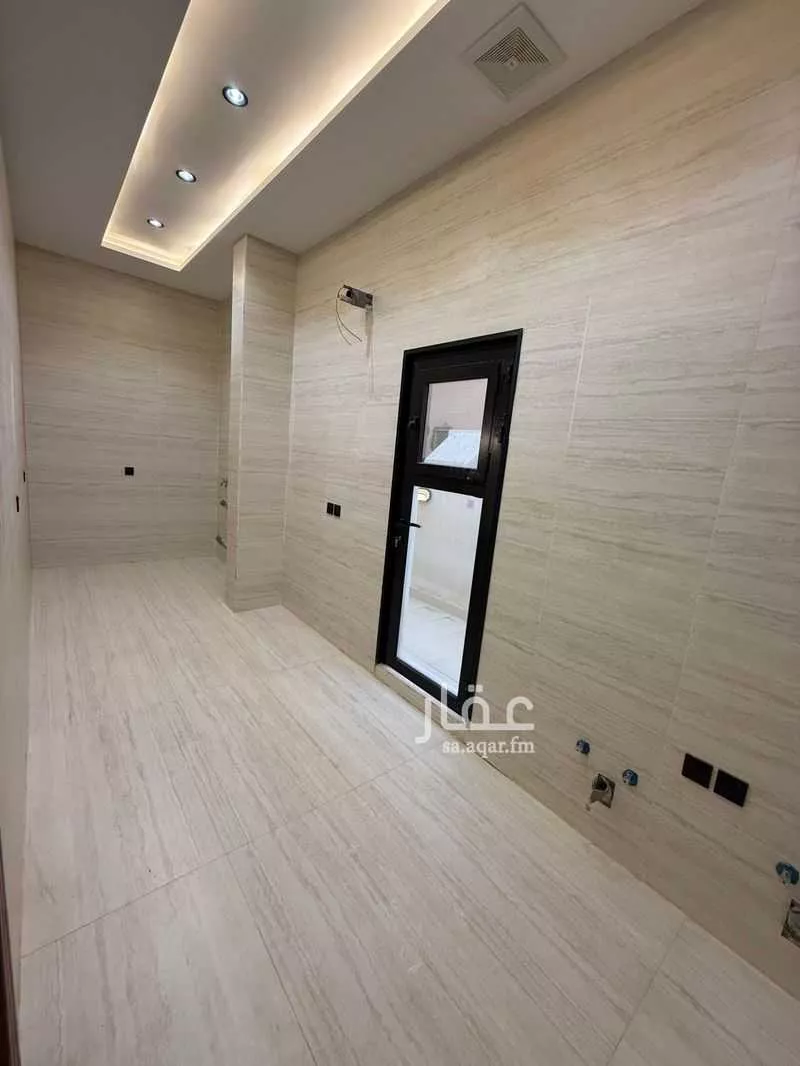 8 bedroom villa in Jeddah 13