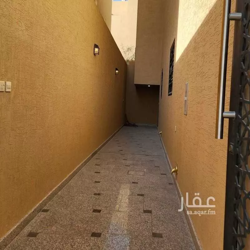 دور 3 غرف في العارض 3