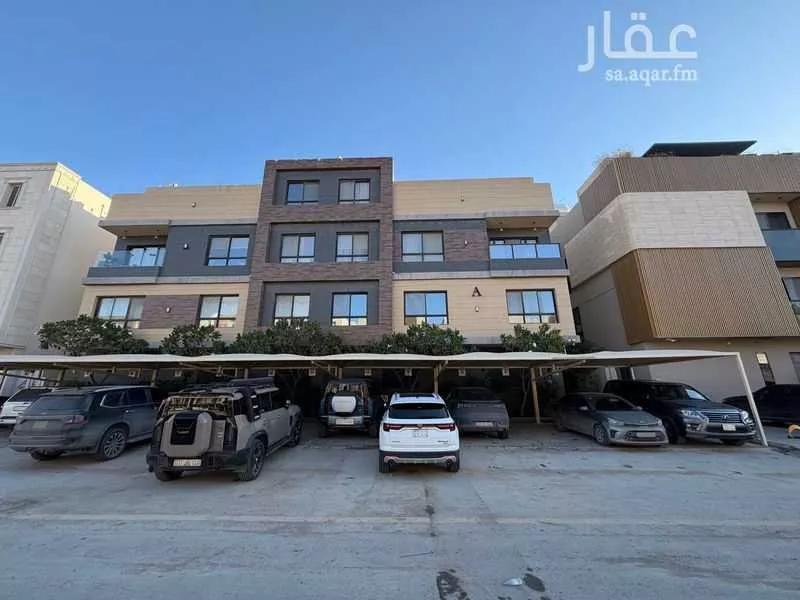 4 bedroom apartment in Al Malqa 3