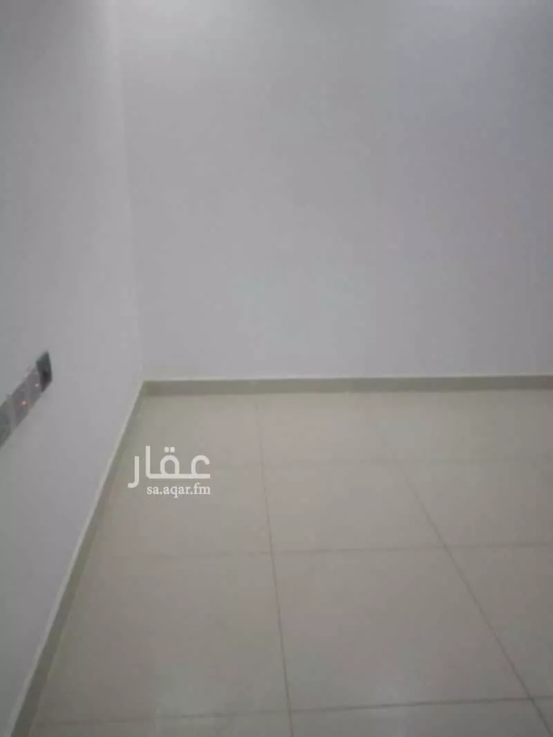 شقة 3 غرف في العزيزية 20