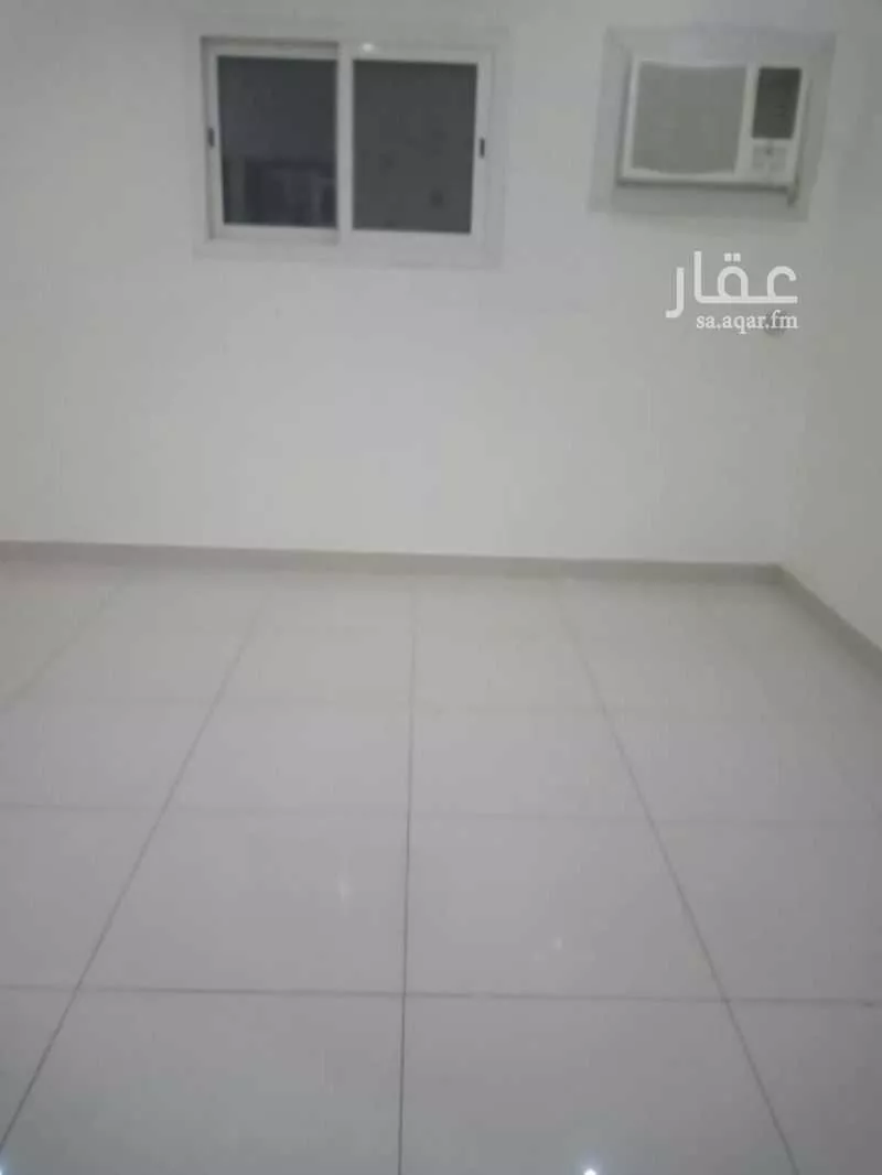 شقة 3 غرف في العزيزية 8