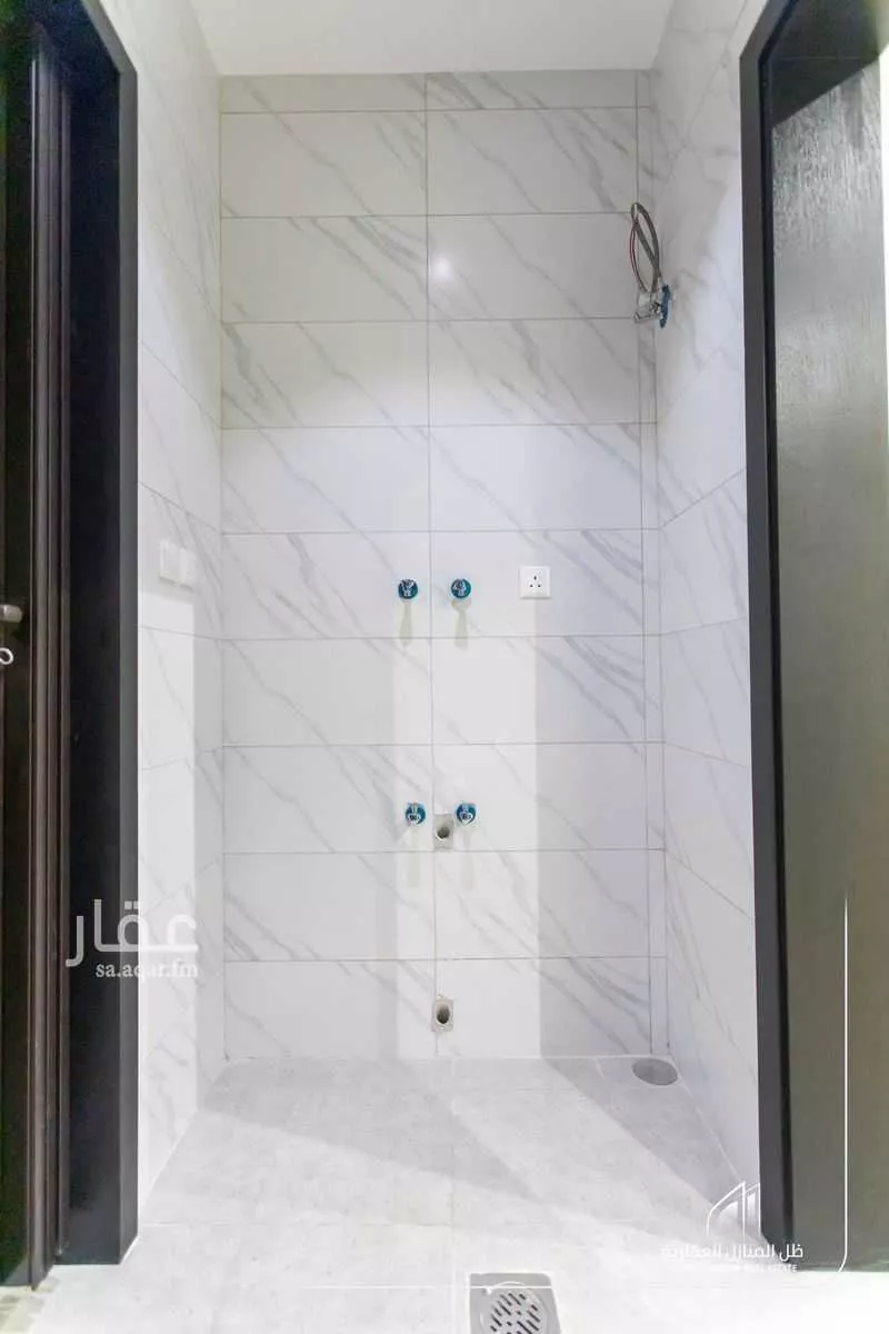 5 bedroom apartment in Al Hamdaniyah, Jeddah 17