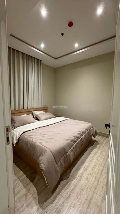 شقة 3 غرف في الحمرا 1