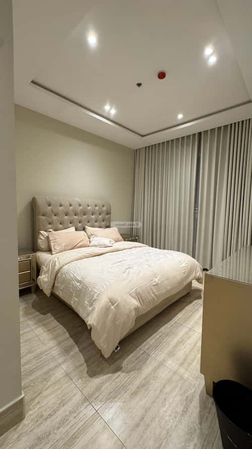 شقة 3 غرف في الحمرا 5