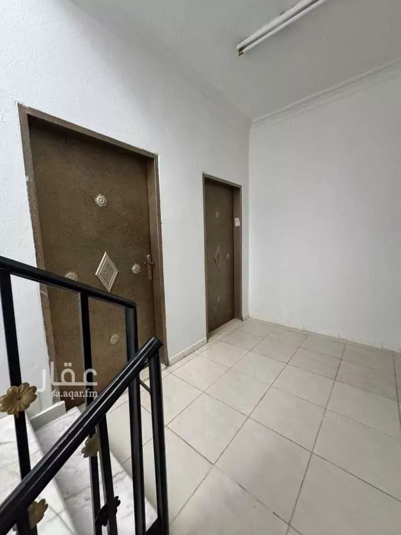 4 bedroom floor in Al Rimal 6