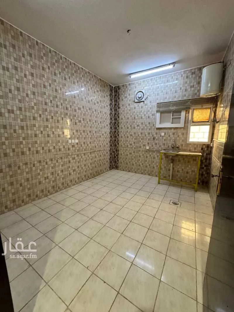 4 bedroom floor in Al Rimal 7