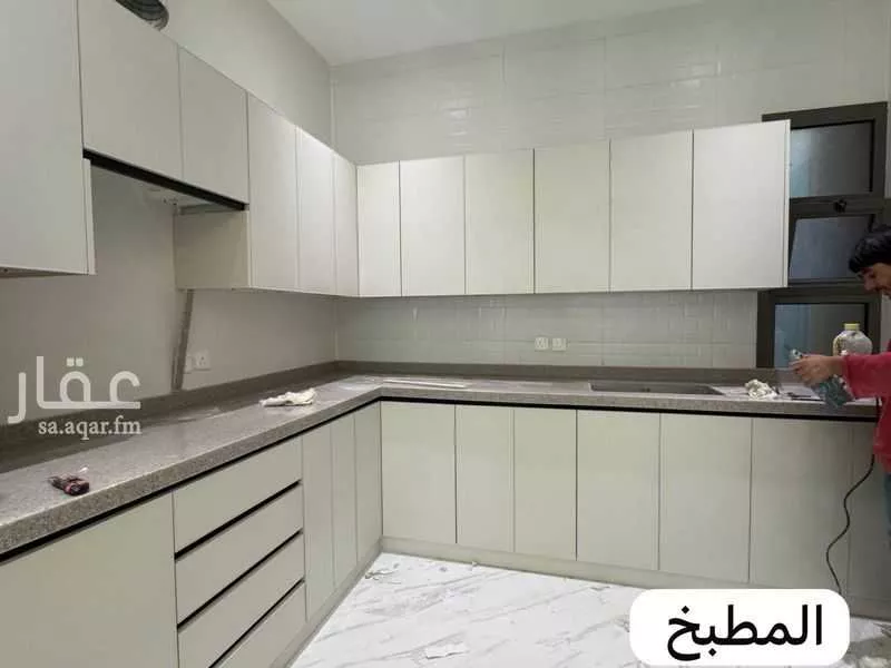 شقة 4 غرف في النرجس 7