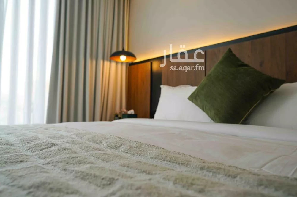 شقة 1 غرف في العقيق 4