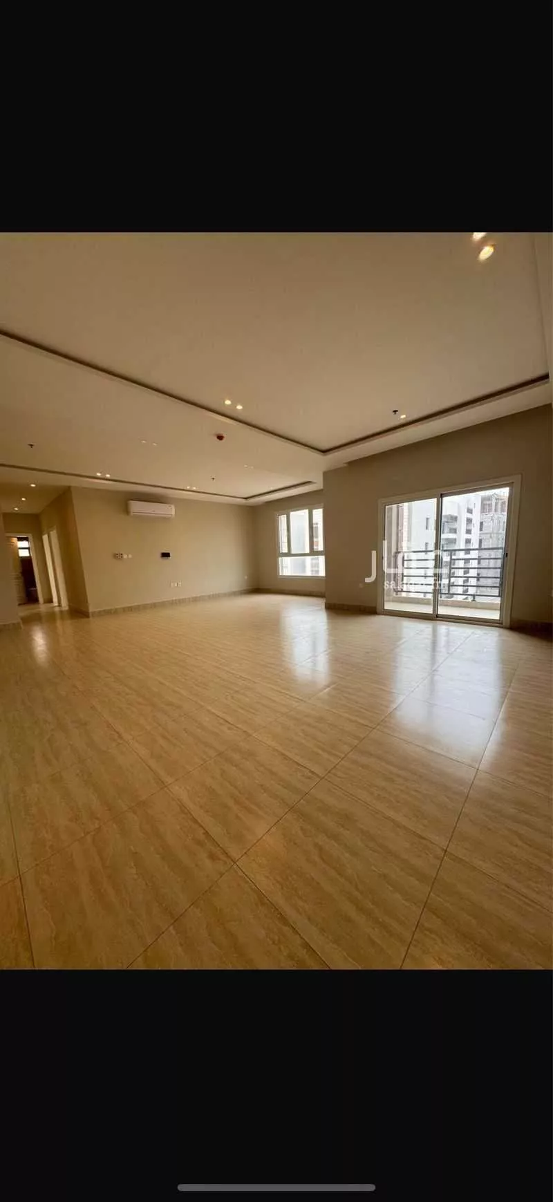 3 bedroom apartment in Al Hamra 8