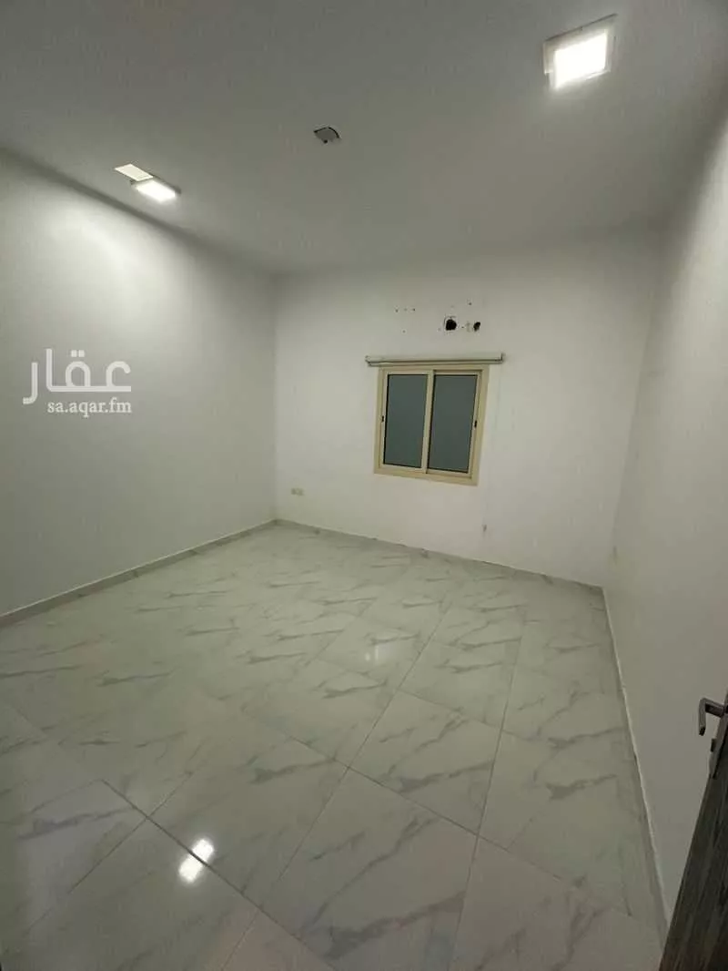 عمارة 682 م² في الندى 7