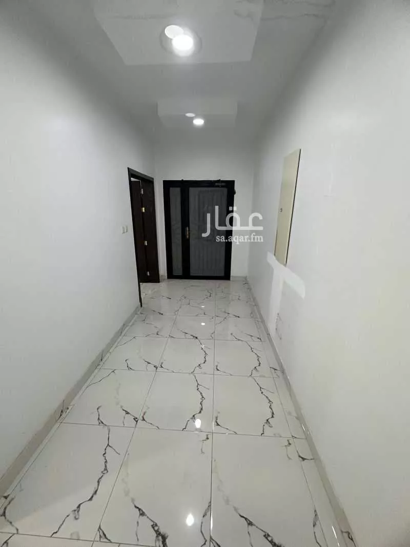 عمارة 682 م² في الندى 9