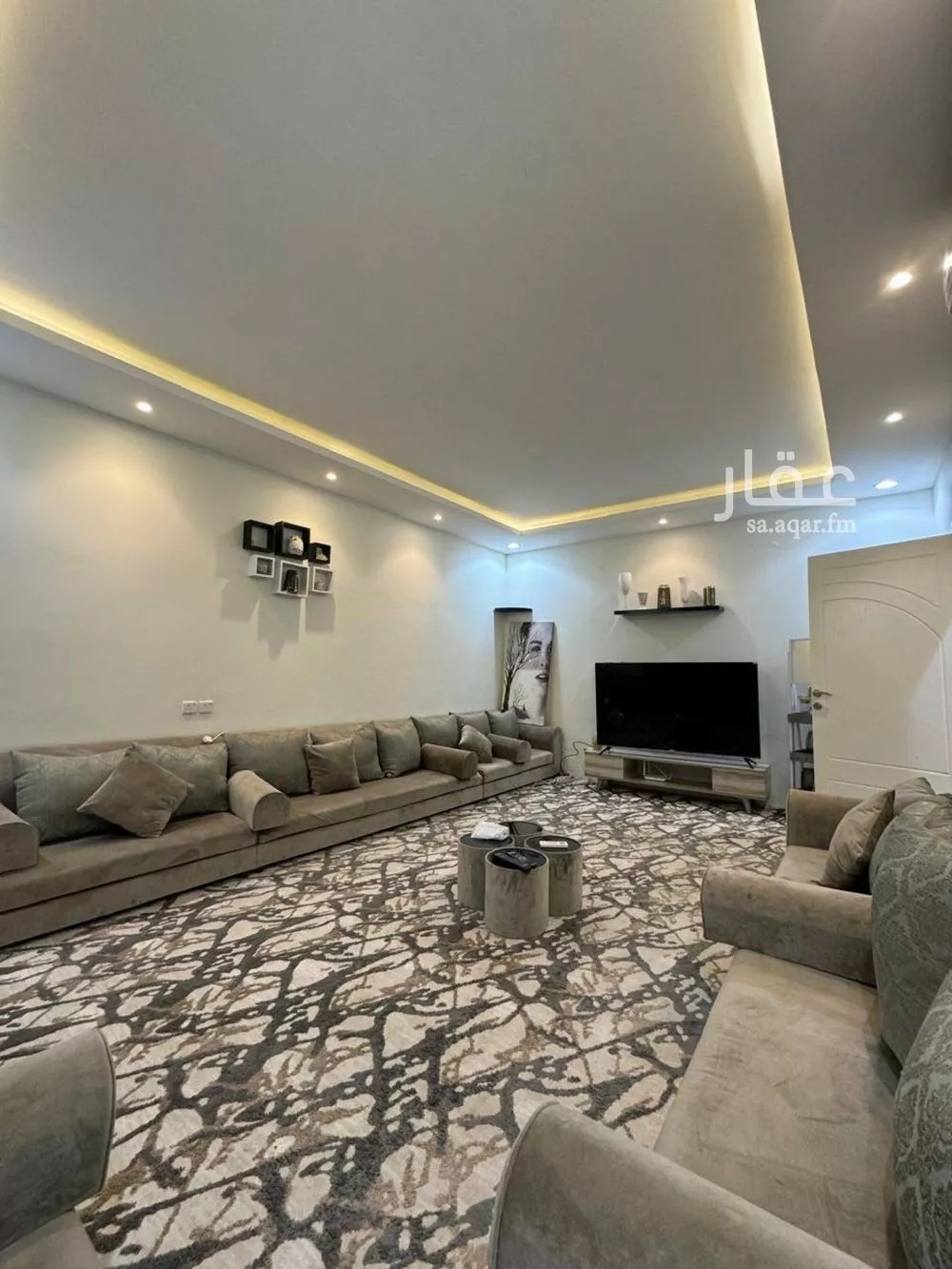 3 bedroom apartment in Al Munsiyah 5