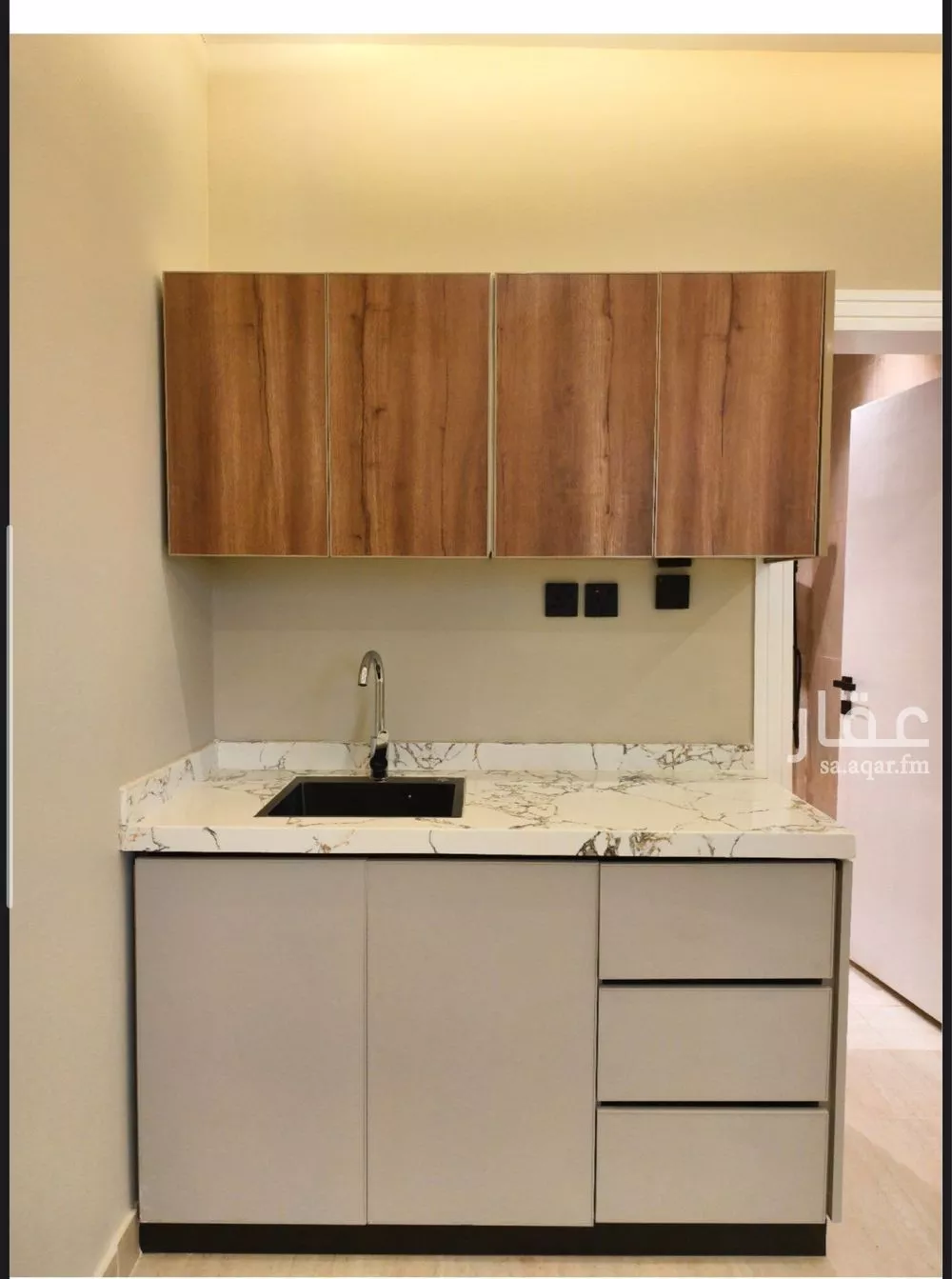 1 bedroom apartment in Al Qairawan 4