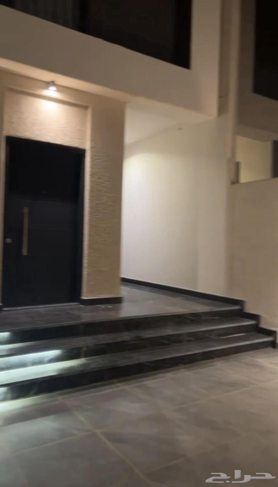 4 bedroom villa in Khuzam, Riyadh 2