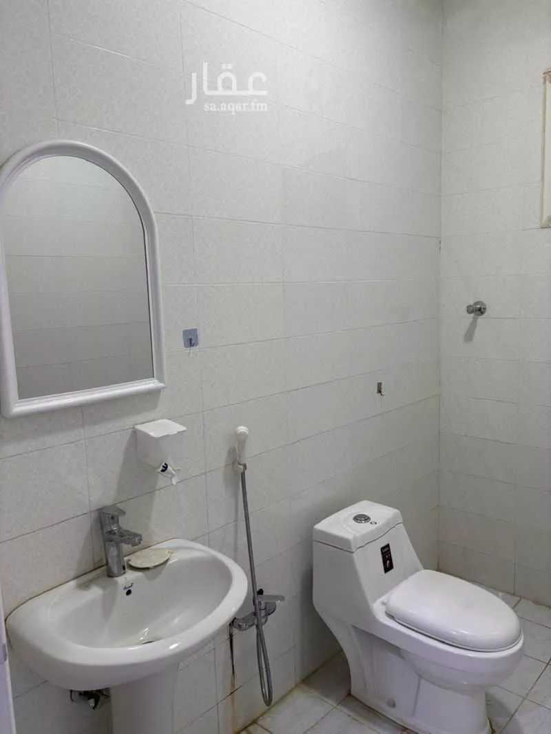 2 bedroom floor in Dhahrat Laban 2