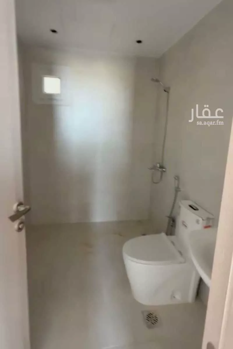 فيلا 5 غرف في الرياض 13