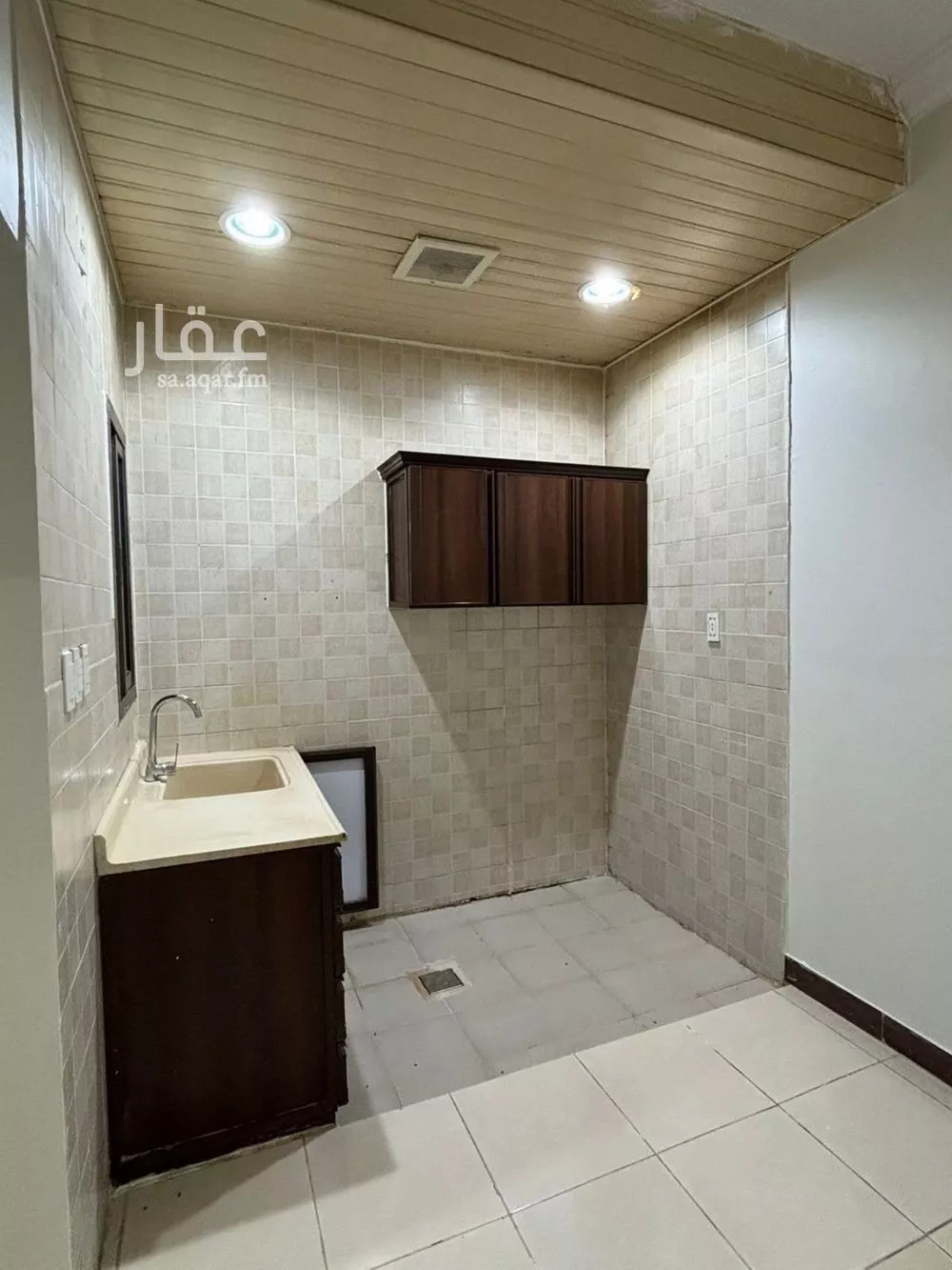 3 bedroom apartment in Al Aziziyah 2