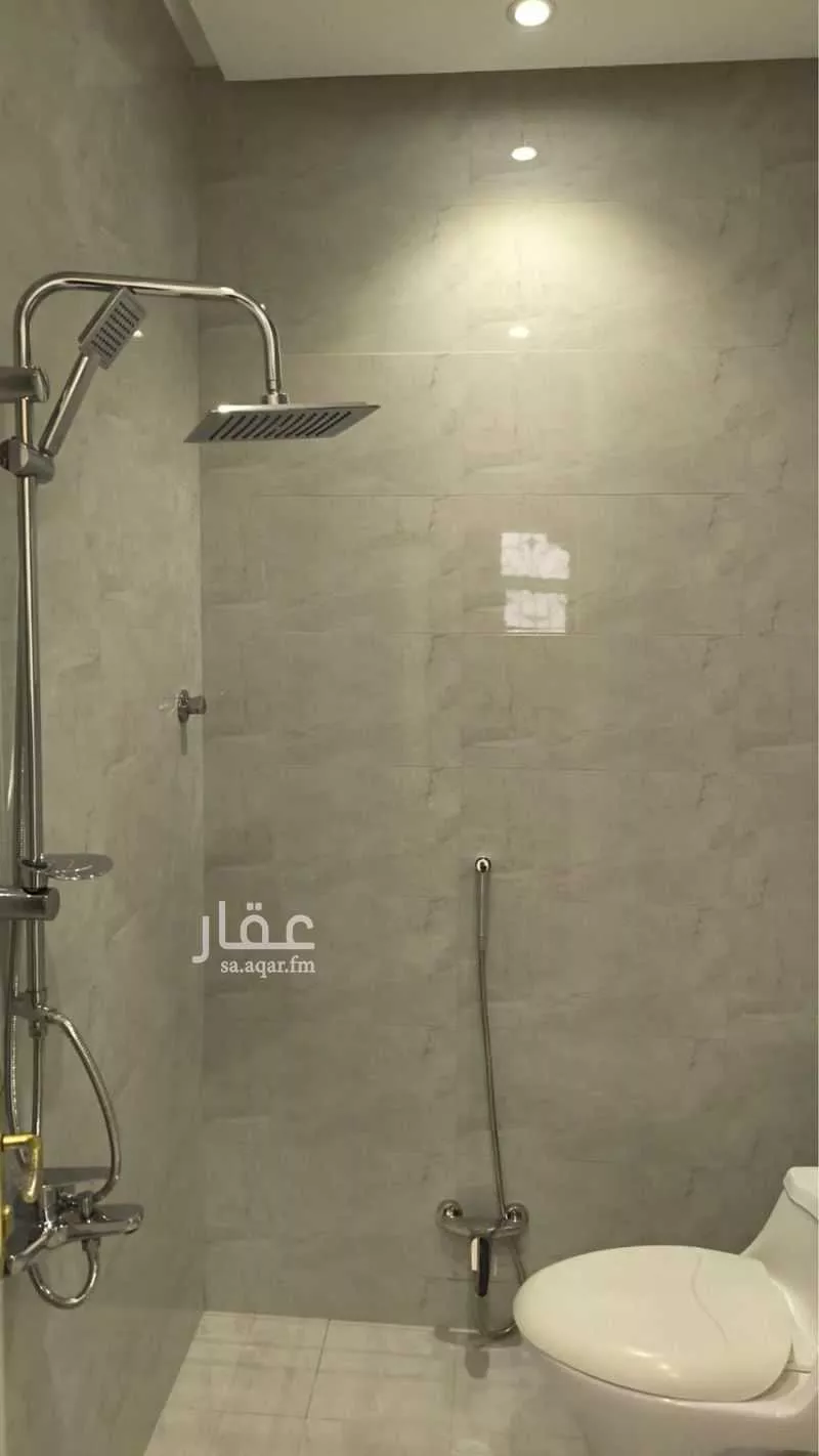 دور 5 غرف في عرقة 7
