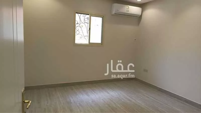 دور 5 غرف في عرقة 8