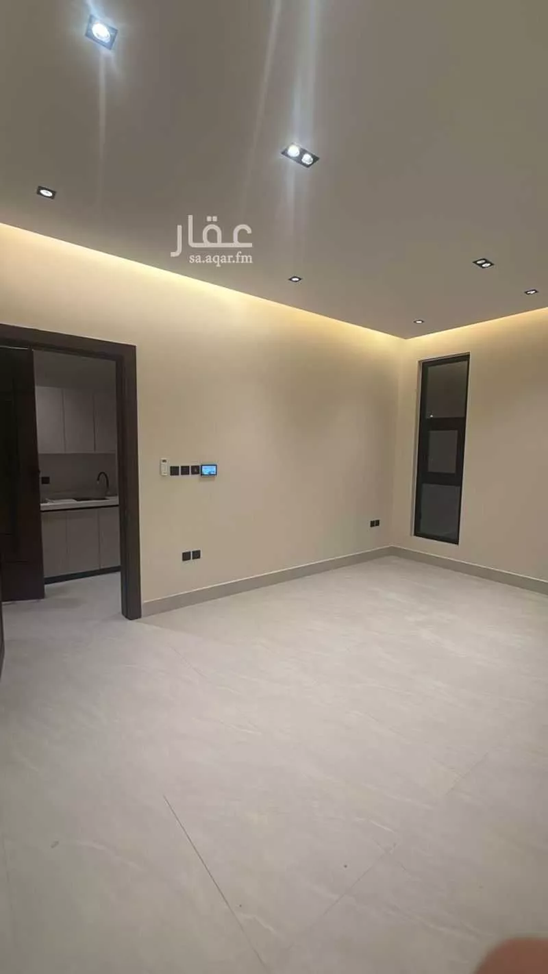 1 bedroom floor in Al Qairawan 7