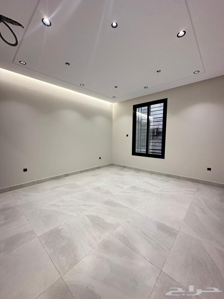 شقة 5 غرف في الصفا 3