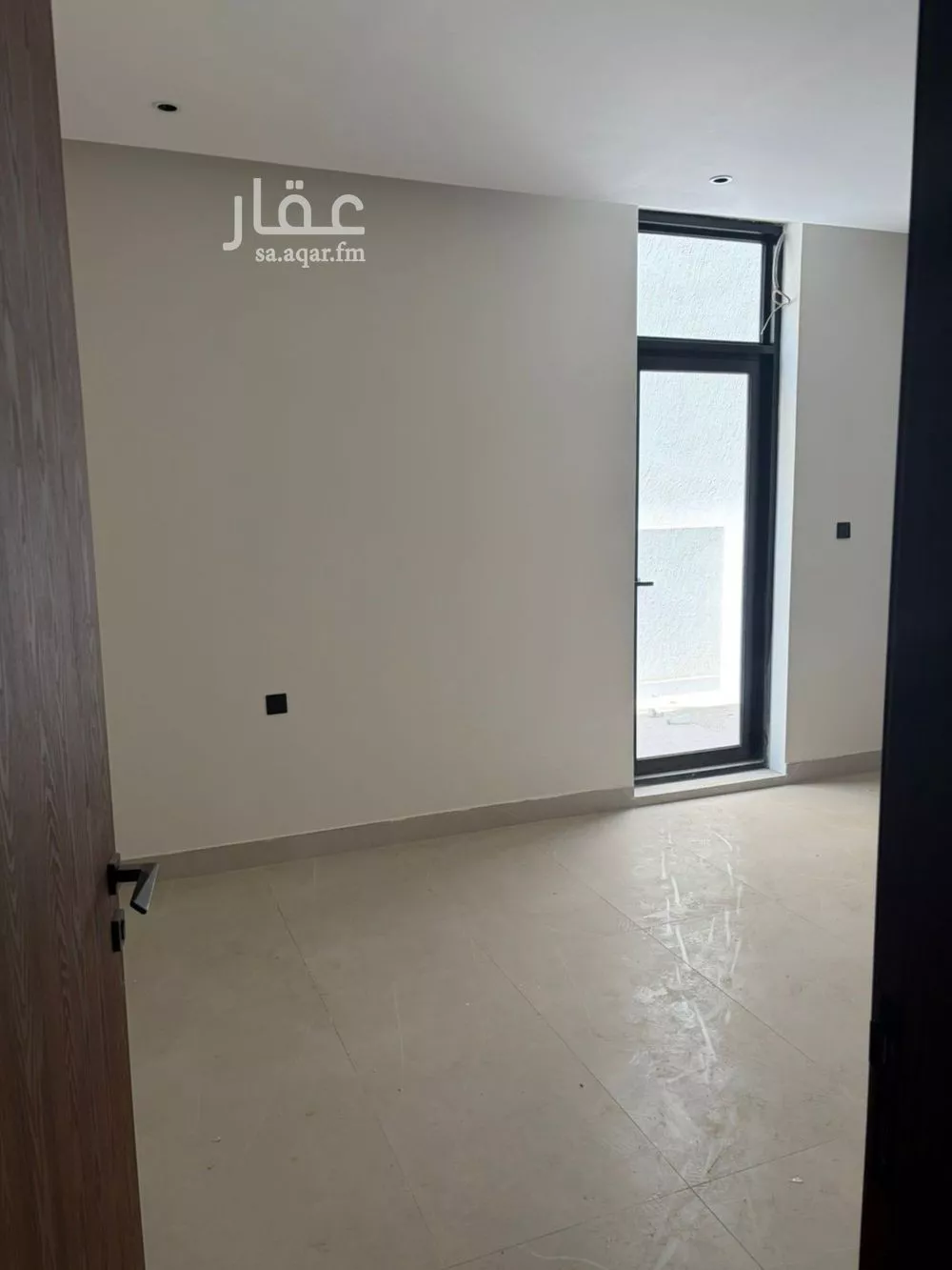 فيلا 5 غرف في النرجس 12