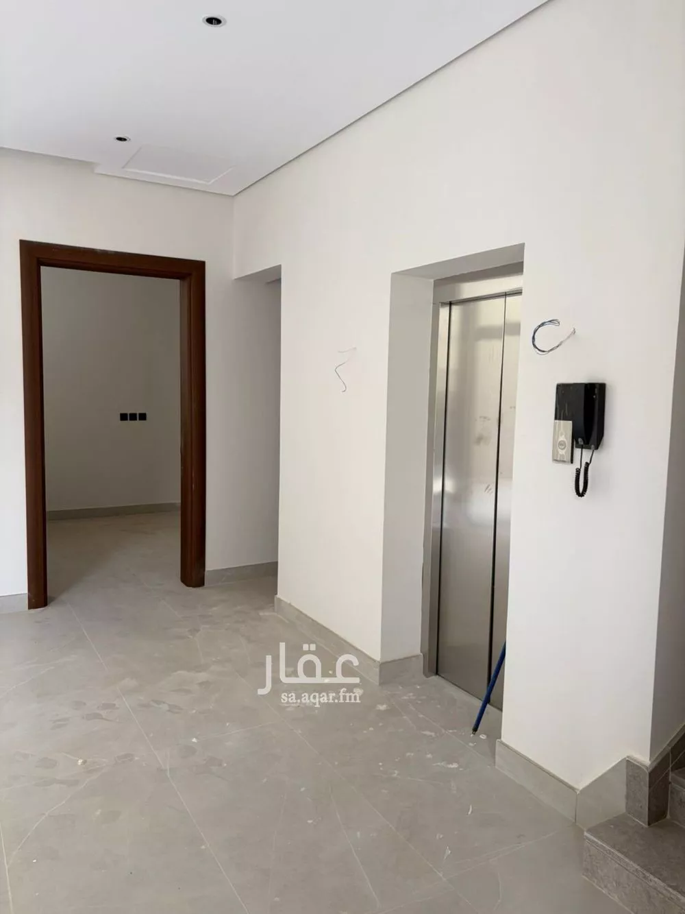 فيلا 5 غرف في النرجس 9