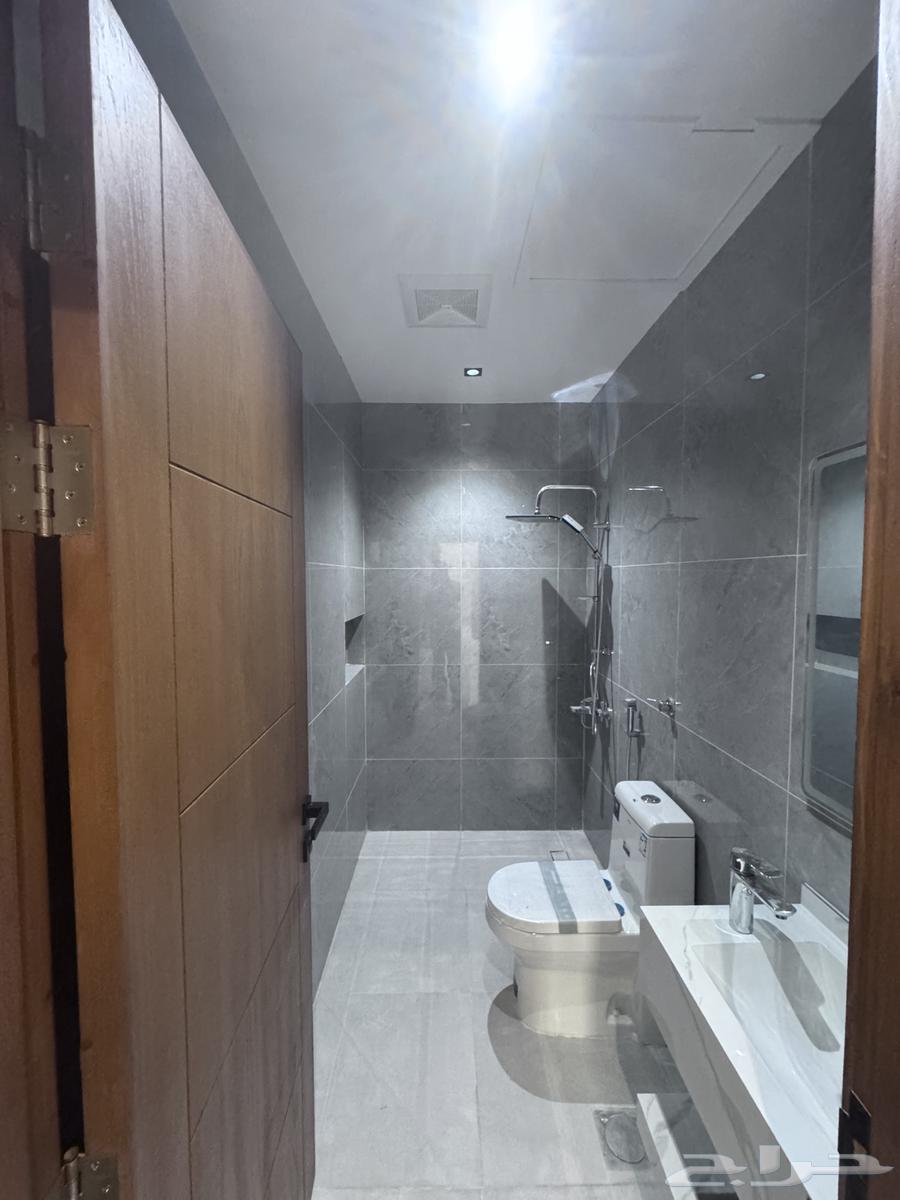 4 bedroom apartment in Al Rawdah 12