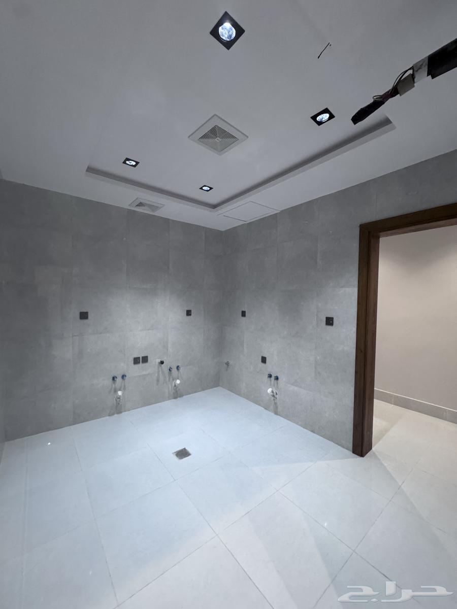 4 bedroom apartment in Al Rawdah 4