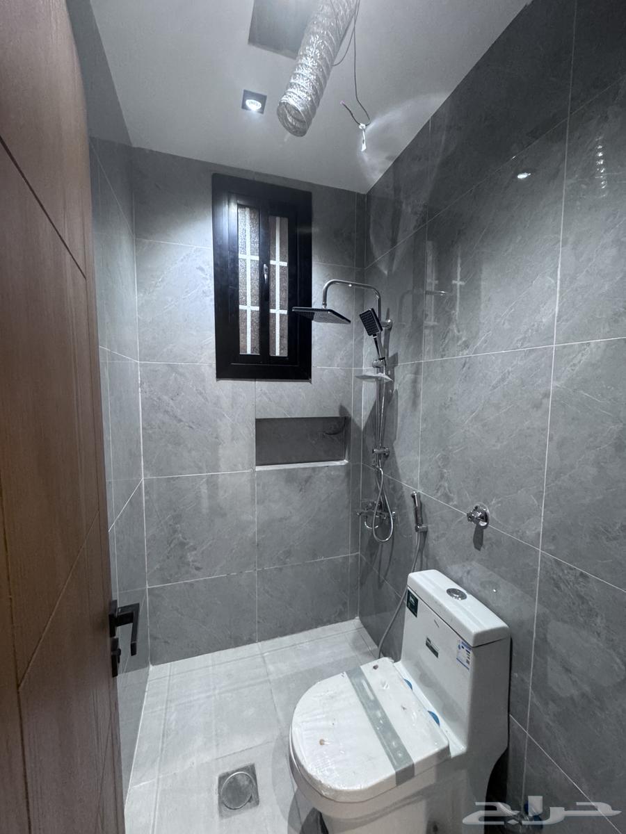 4 bedroom apartment in Al Rawdah 5