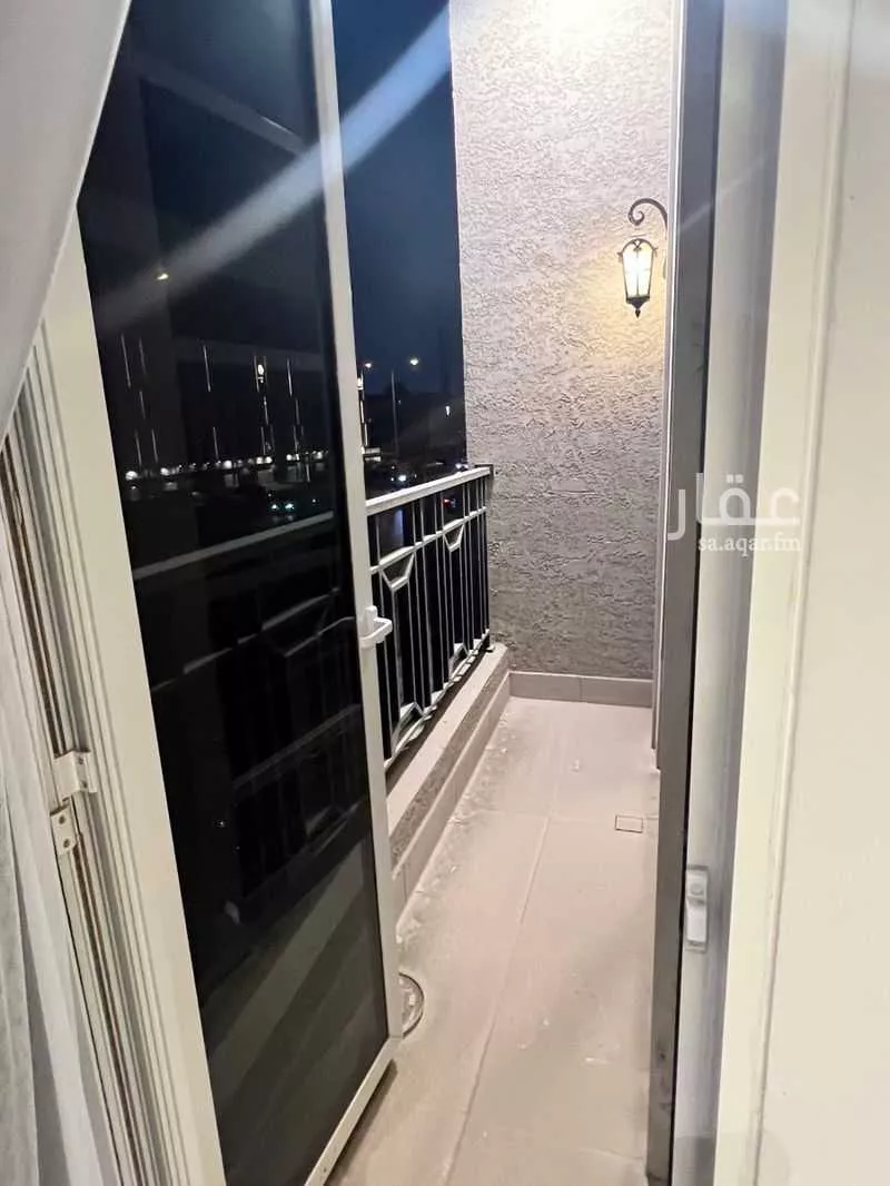 3 bedroom apartment in Al Malqa 15