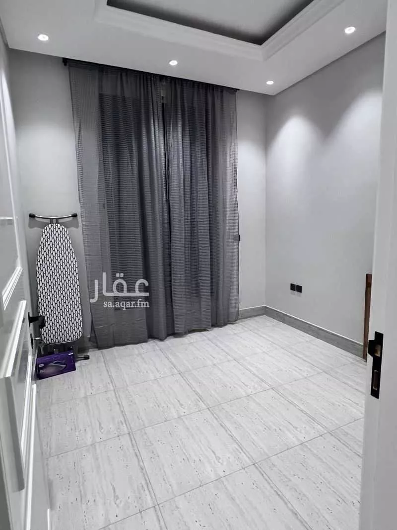3 bedroom apartment in Al Malqa 16
