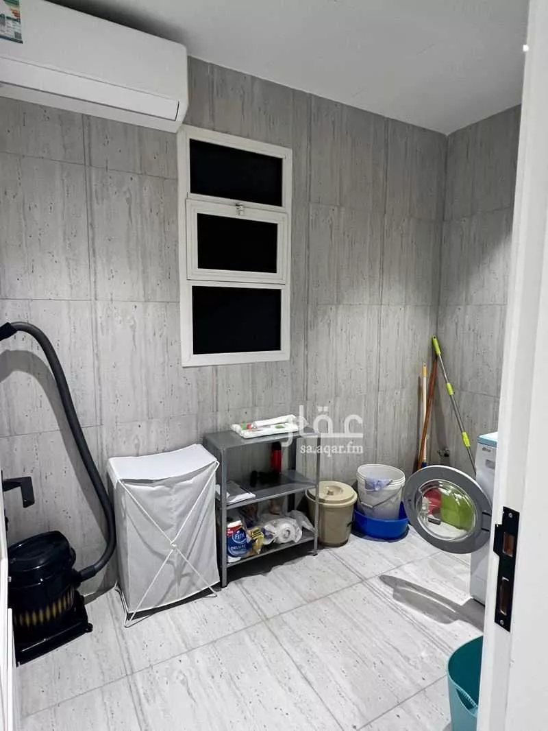 3 bedroom apartment in Al Malqa 19
