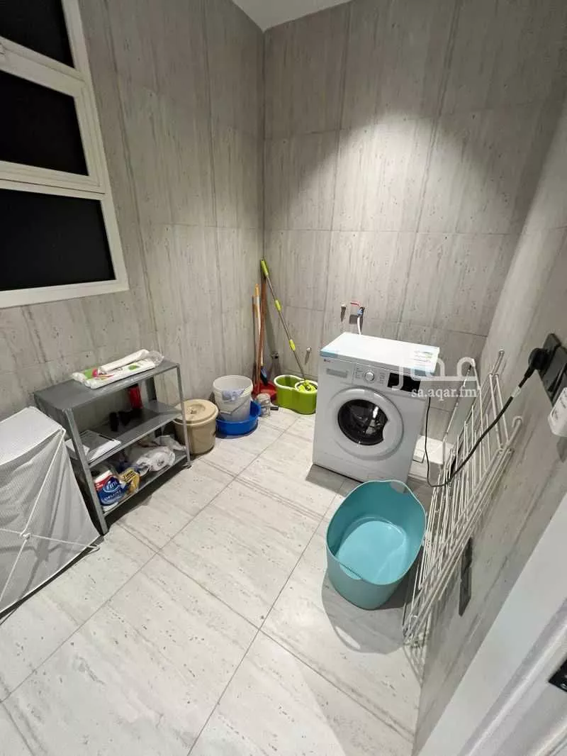 3 bedroom apartment in Al Malqa 22