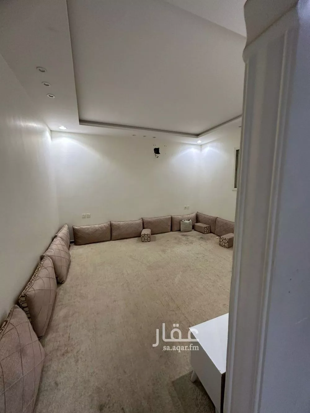 3 bedroom floor in Badr 7