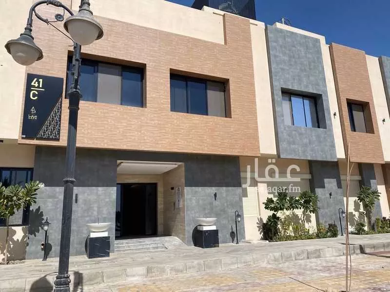 3 bedroom apartment in Irqah 4