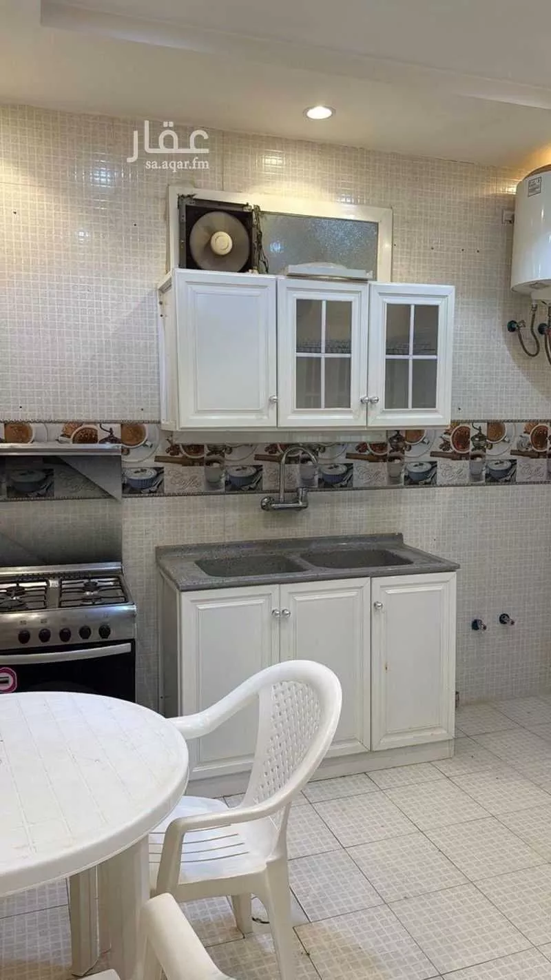2 bedroom floor in Al Mahdiyyah 6