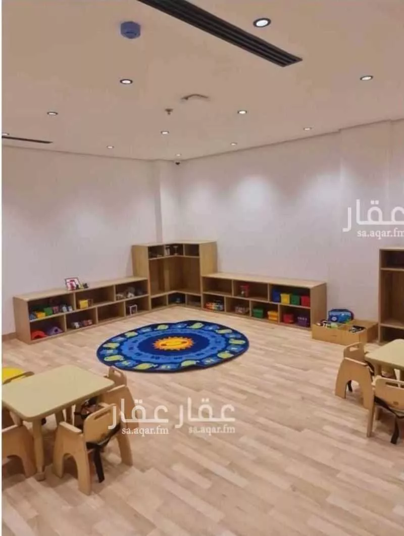شقة 3 غرف في العليا 8