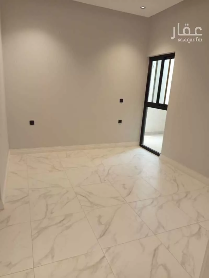 3 bedroom apartment in Al Malqa 3