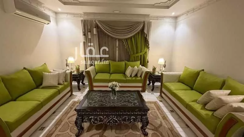 8 bedroom villa in Ishbiliyah 6