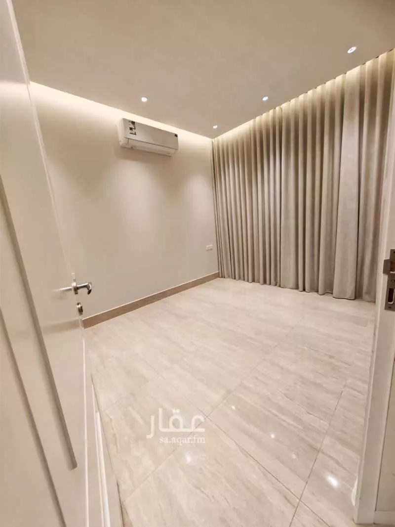 4 bedroom apartment in Al Qairawan 17