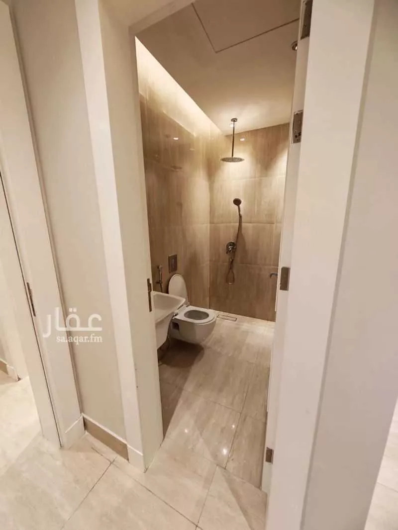 4 bedroom apartment in Al Qairawan 21