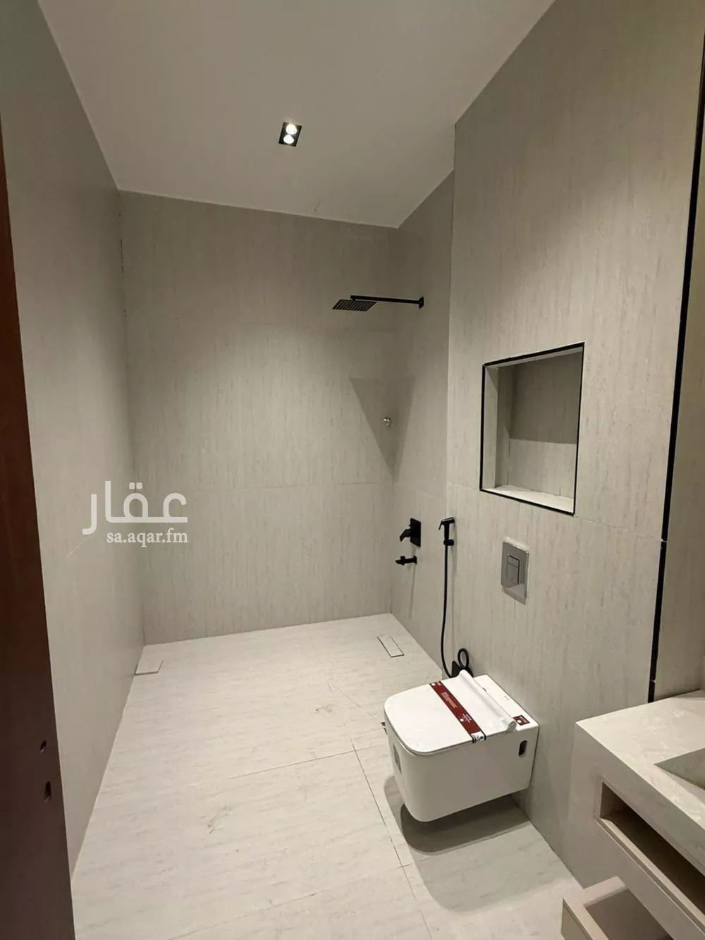 6 bedroom villa in Al Mahdiyyah 18