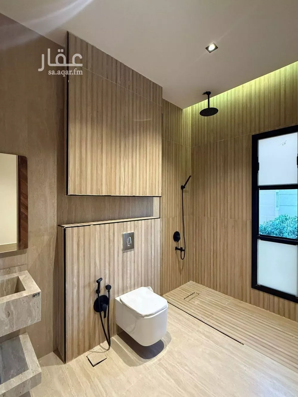 6 bedroom villa in Al Mahdiyyah 26