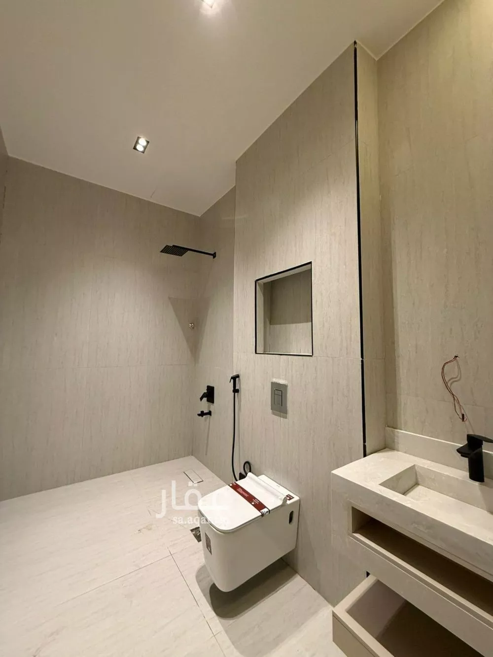 6 bedroom villa in Al Mahdiyyah 15
