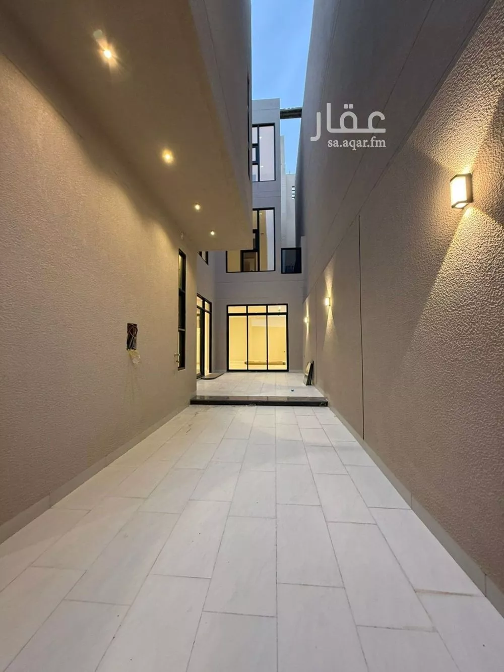 6 bedroom villa in Al Mahdiyyah 3