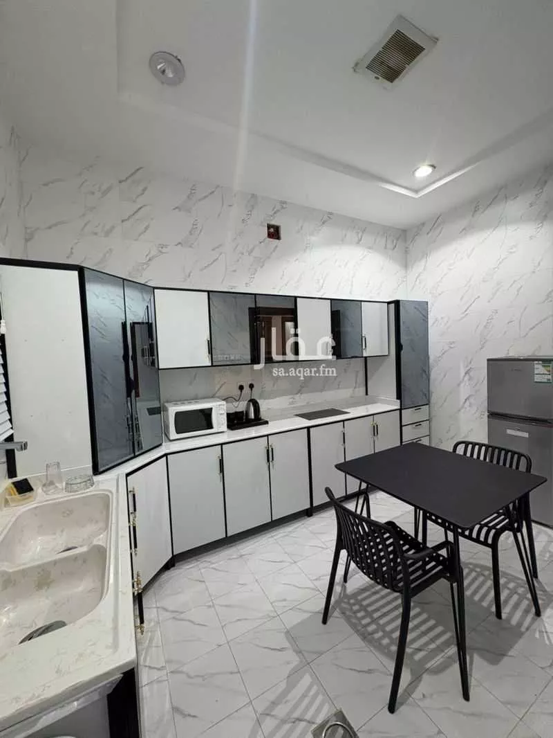 2 bedroom floor in Al Janadriyah 12